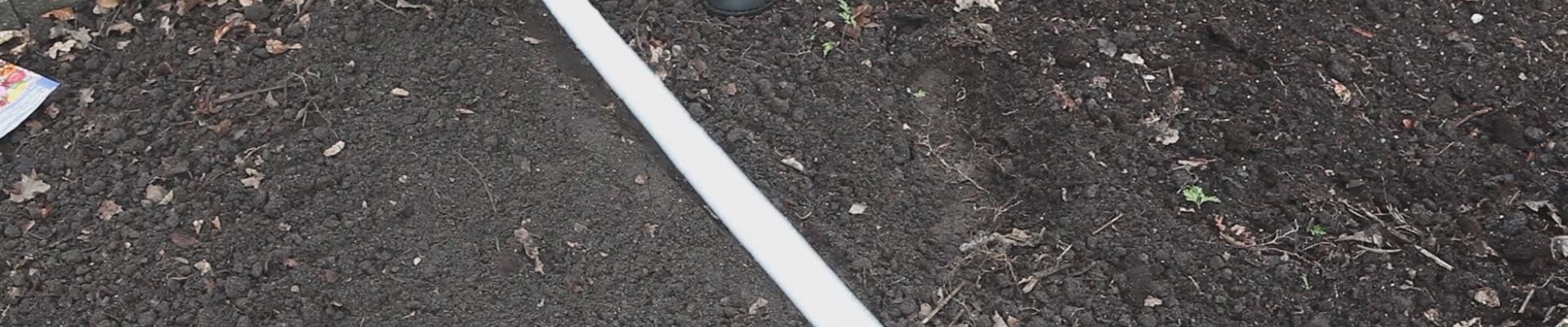 Blumen - Auslegen von Saatbändern (thumbnail).jpg Blumen - Auslegen von Saatbändern (thumbnail).jpg