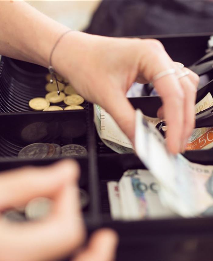 IMG_9328.jpg woman-taking-money-from-cash-register-2021-08-28-23-57-32-utc.jpg